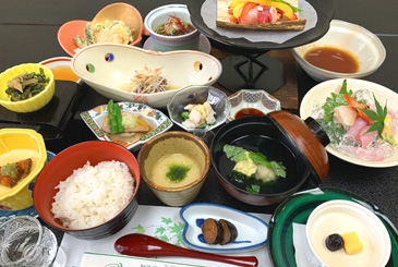 宿泊料理一例